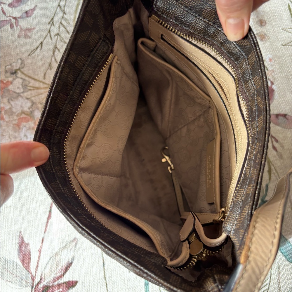 Michael Kors Dark Brown Monogram Shoulder Bag - Picture 5 of 6